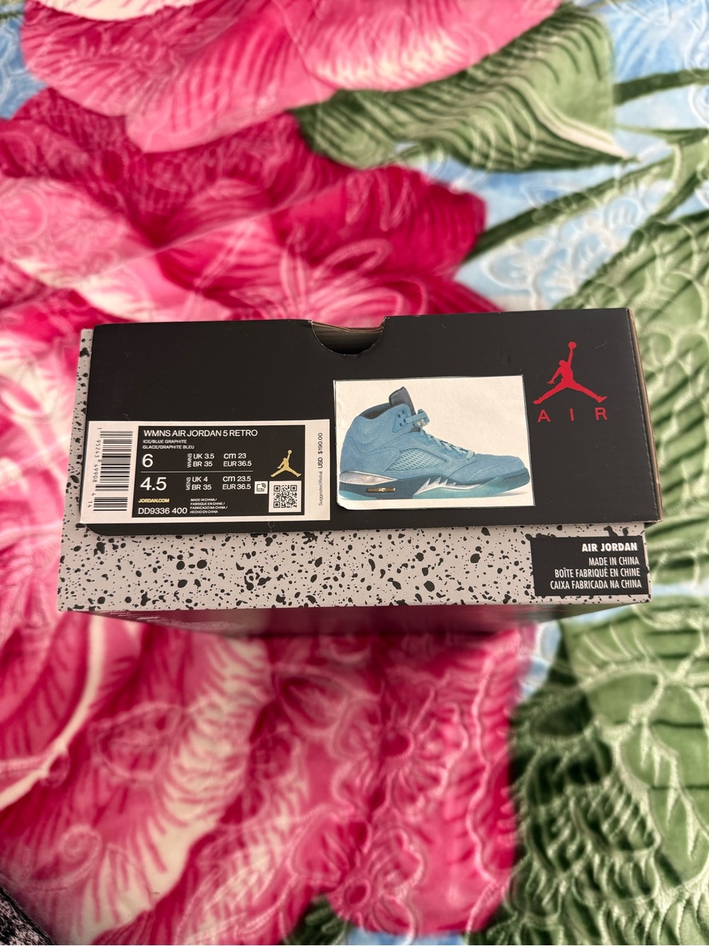 Air jordan 5 retro “bluebird “ Wmns BRAND NEW size 6